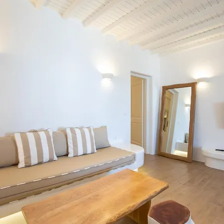 Ξενοδοχείο με διαμερίσματα Seethrough Mykonos (adults Only) 4*